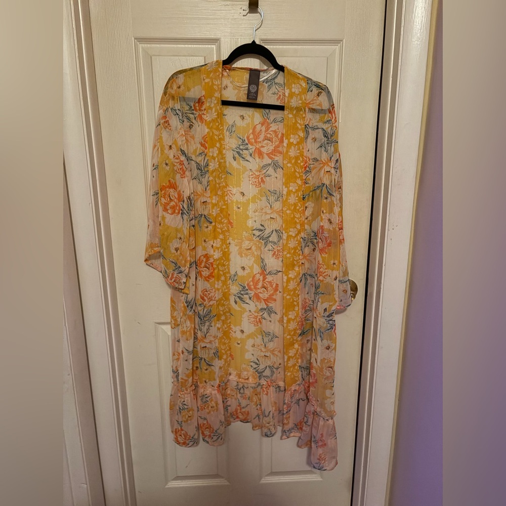 Vince Camuto Floral Print Kimono